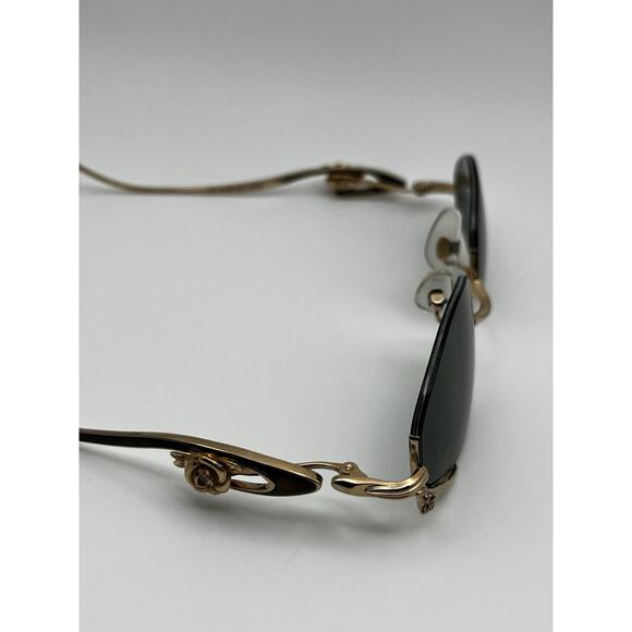 Vintage Caviar Oval Wireframe Gold Tone Sunglasses Floral Rose Y2K Granny 52mm main image 5
